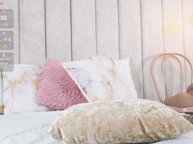 Annyy-Rosse's BongaCams show and profile