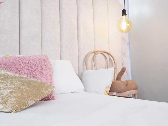 Annyy-Rosse's BongaCams show and profile