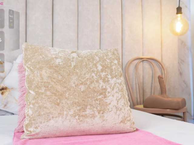 Annyy-Rosse's BongaCams show and profile