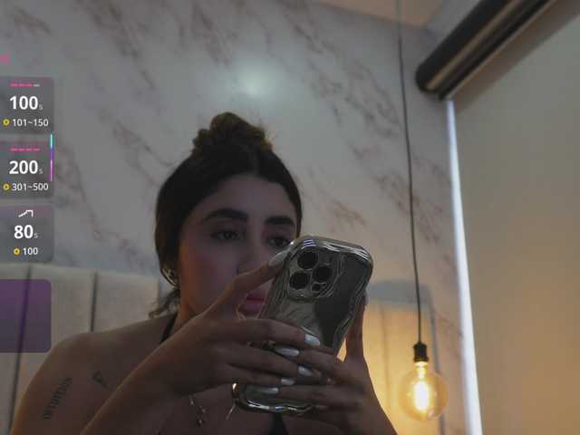 Annyy-Rosse's BongaCams show and profile