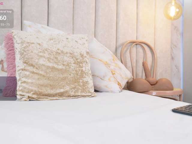 Annyy-Rosse's BongaCams show and profile