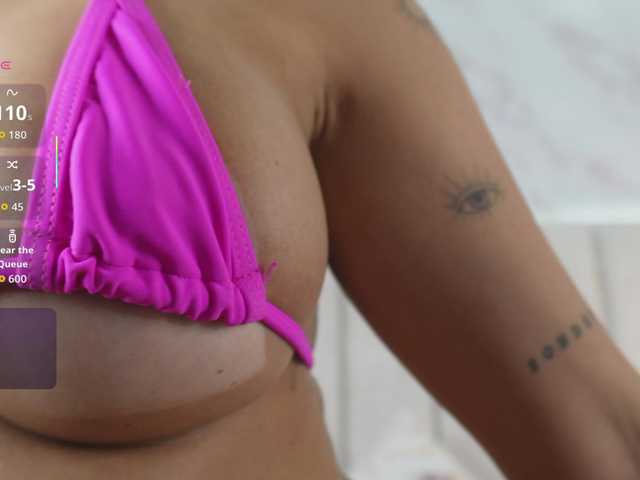 Annyy-Rosse live cam