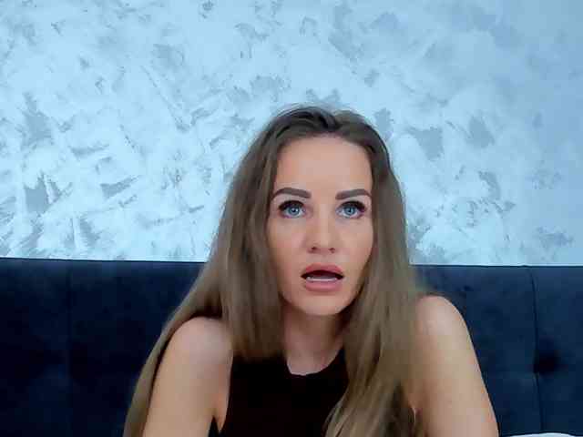 whiteAngel34 webcam