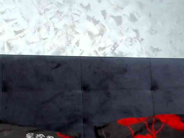 whiteAngel34 webcam