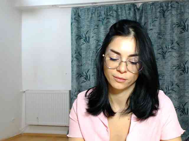 Sexmilfxx webcam