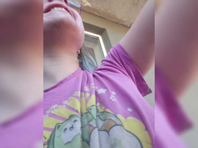 Sex chat gratuit in direct cu SunshineSweet pe BongaCams