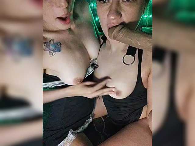  2Laski2 chat room