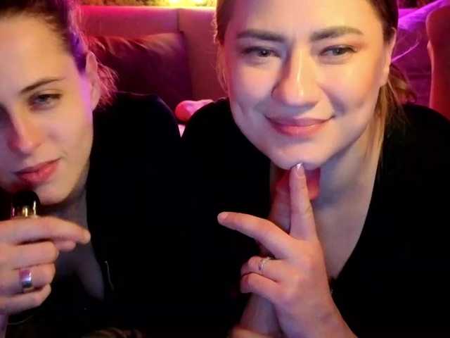 2Laski2's BongaCams profile