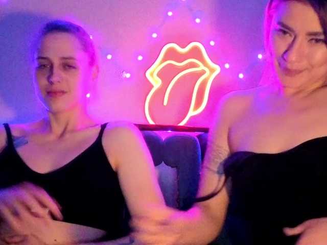 2Laski2's BongaCams profile