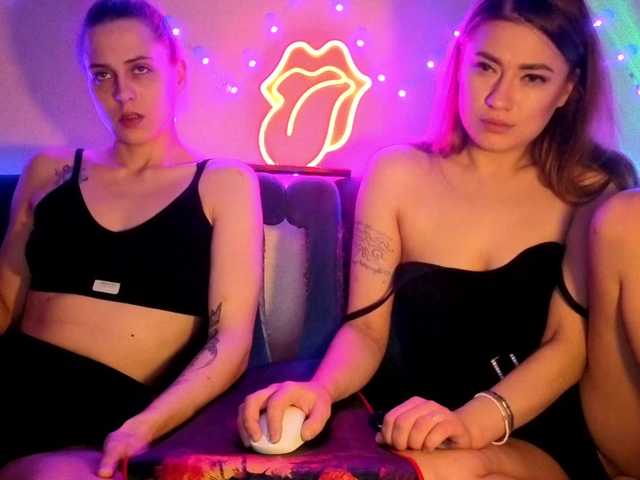 2Laski2's BongaCams profile