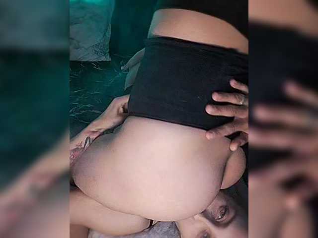  2Laski2 chat room