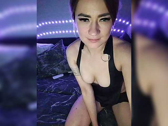  2Laski2 chat room