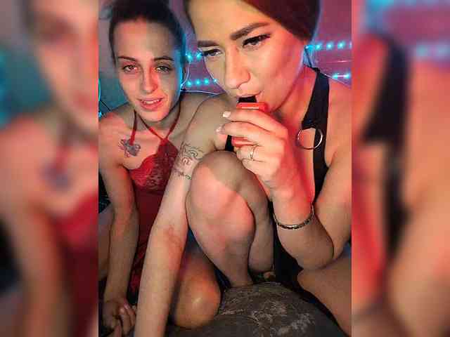 naked live sex 2Laski2