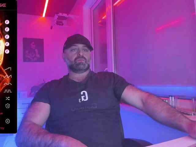 magabear Live Webcam on BongaCams