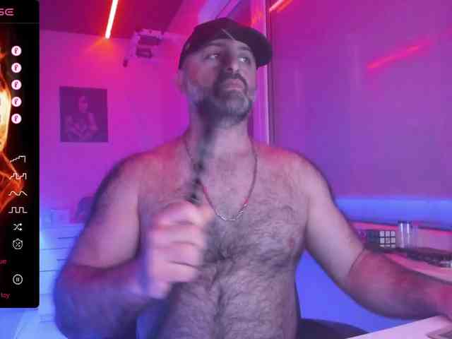 magabear Live Webcam on BongaCams