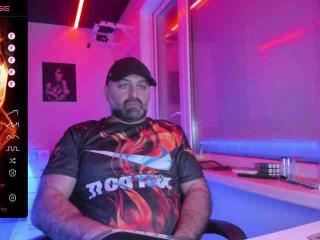 magabear Live Webcam on BongaCams