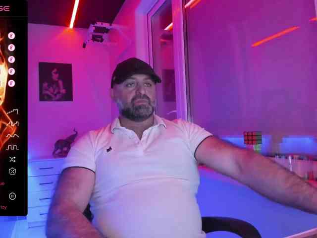 magabear Live Webcam on BongaCams