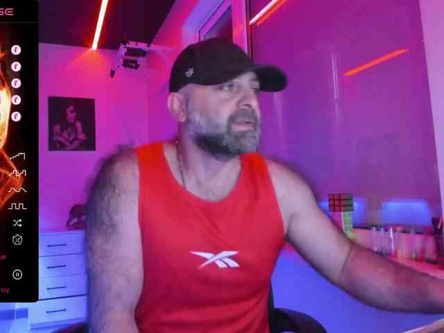 magabear Live Webcam on BongaCams