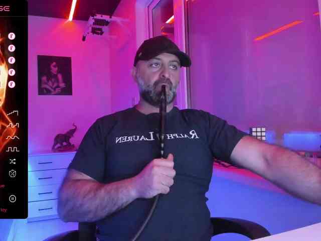 magabear Live Webcam on BongaCams