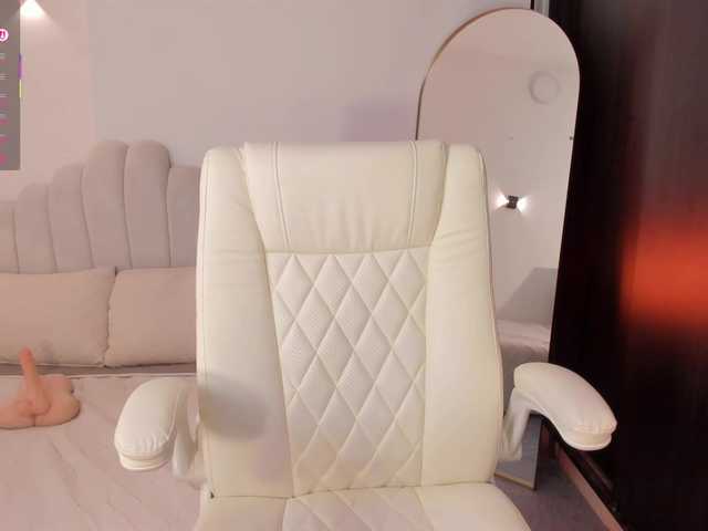 AmberLewis's BongaCams show and profile