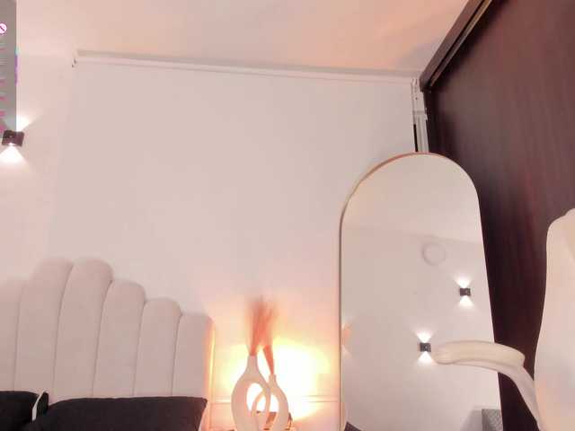 AmberLewis's BongaCams show and profile