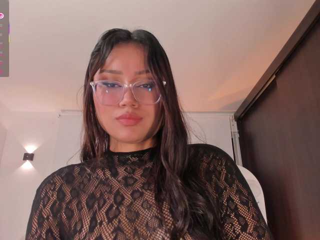 AmberLewis's BongaCams show and profile