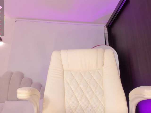 AmberLewis's BongaCams show and profile