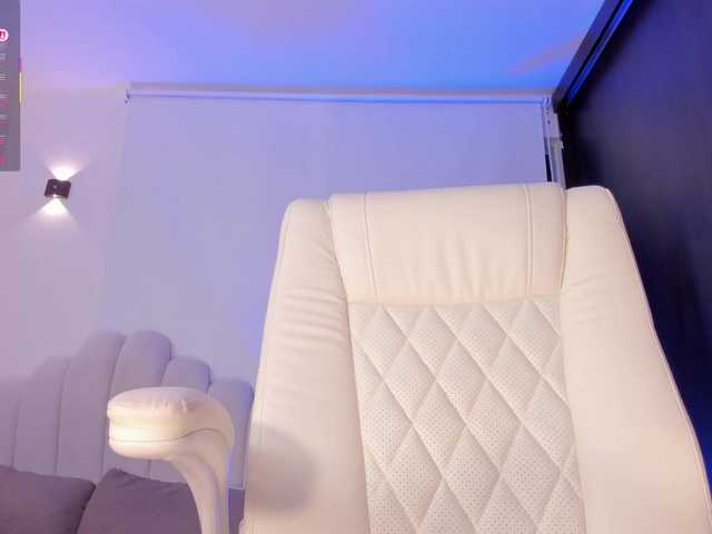 AmberLewis's BongaCams show and profile