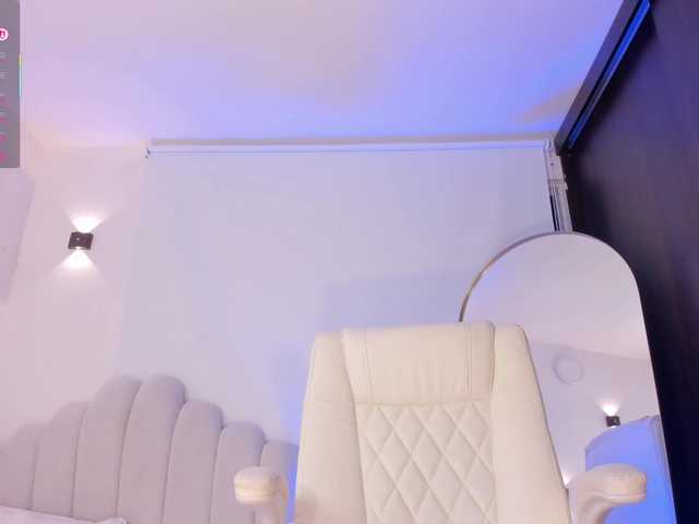 AmberLewis live cam profile