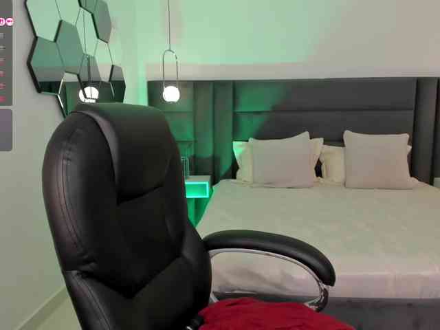 AmberLewis webcam