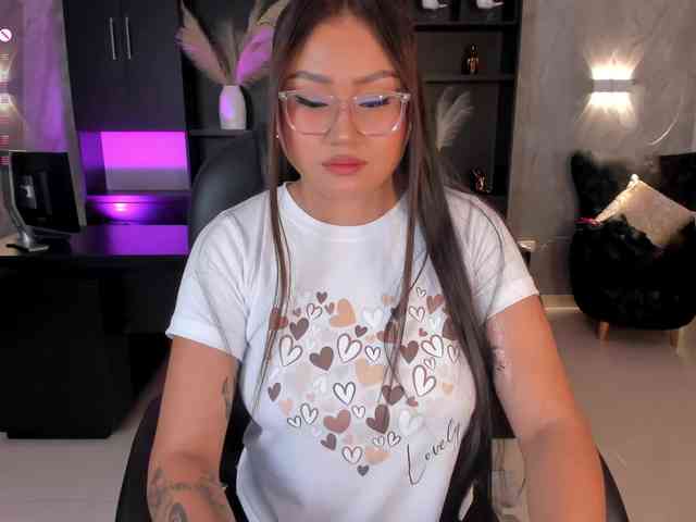 adult videochat AmberLewis