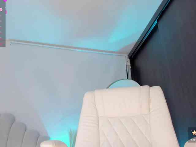 AmberLewis AmberLewis