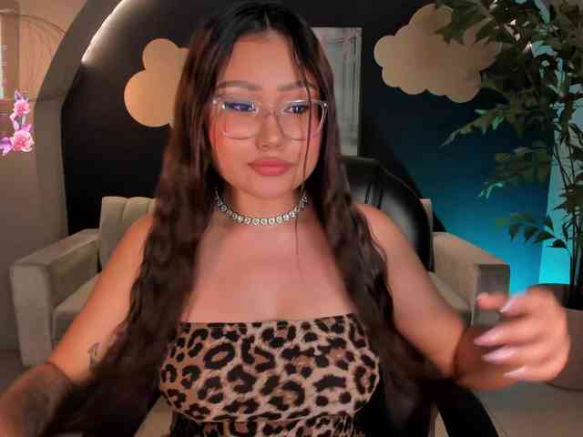 AmberLewis webcam