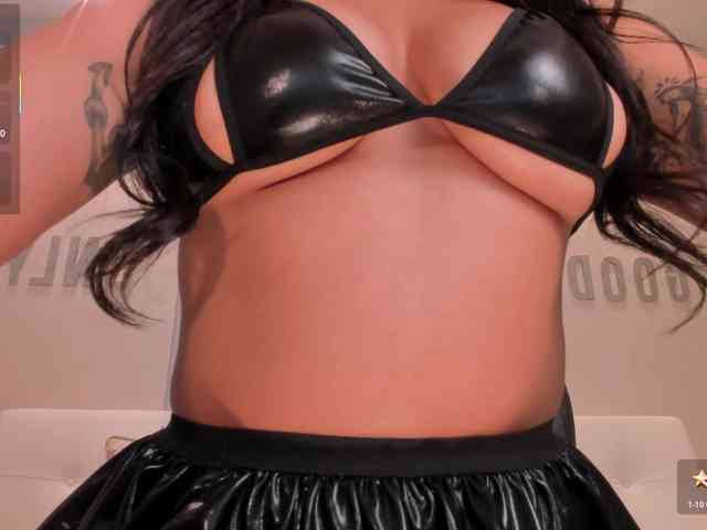 AmberLewis webcam
