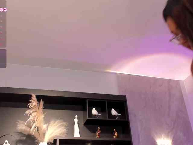 AmberLewis webcam