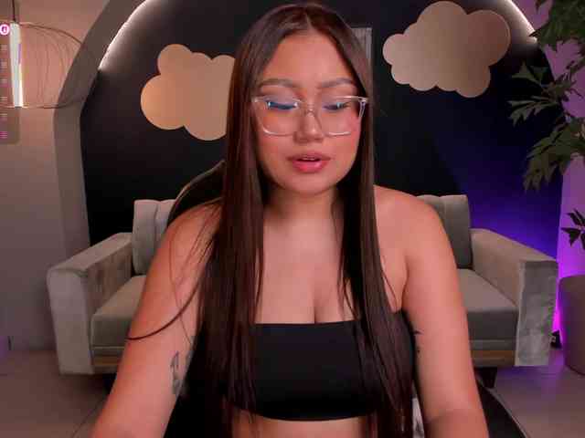 AmberLewis webcam