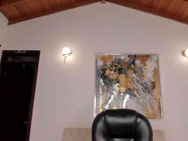 AmberLewis AmberLewis