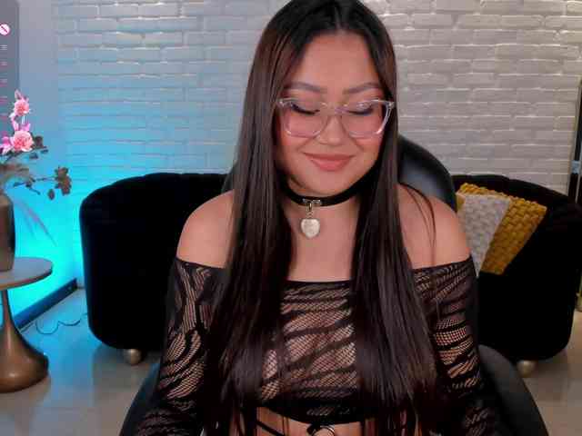 AmberLewis webcam