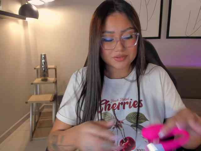 AmberLewis webcam