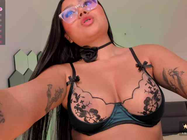 AmberLewis webcam