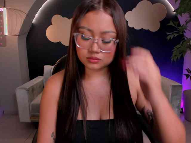 AmberLewis webcam