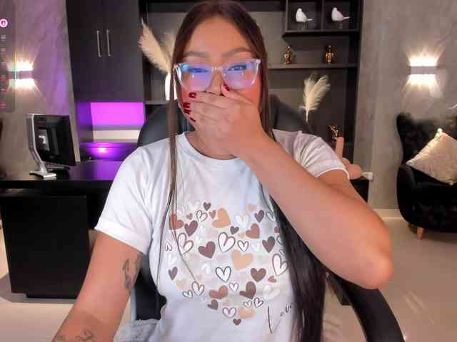AmberLewis webcam