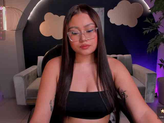 AmberLewis webcam