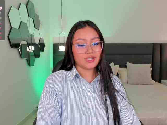 AmberLewis webcam