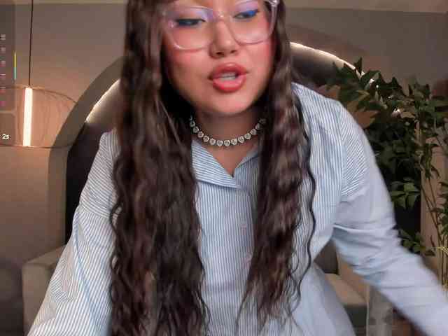 AmberLewis webcam