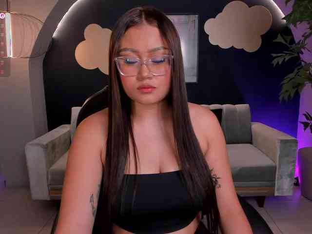 AmberLewis webcam