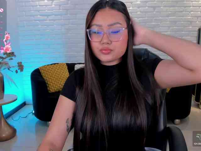 AmberLewis webcam