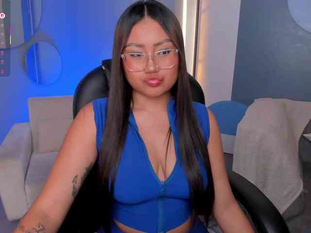 AmberLewis webcam
