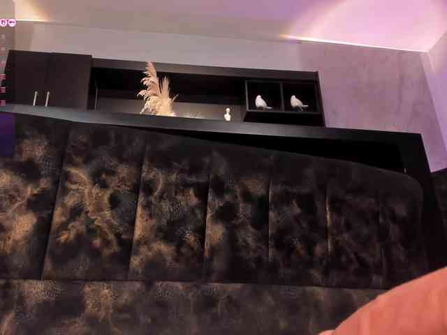 AmberLewis webcam