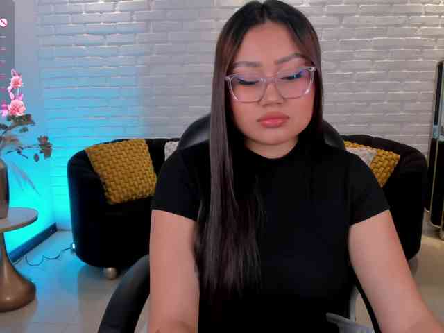 AmberLewis webcam